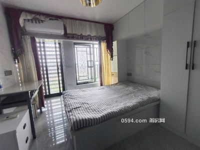 湖心島附近保利復(fù)式樓 精裝單身公寓拎包入住-莆田租房