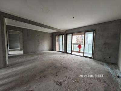 九華學(xué)校旁 聯(lián)發(fā)君領(lǐng)天璽 毛坯四房 單價12766元-莆田二手房