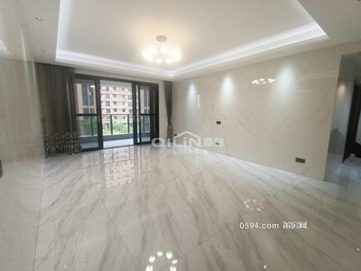 皇庭水岸二期精裝大平層 南北通透前后陽臺(tái)視野絕好果鑰匙-莆田二手房