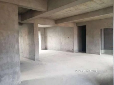 高層南北東！立豐左岸藍(lán)灣 毛坯大三房前后雙陽(yáng)臺(tái)視野無(wú)擋-莆田二手房