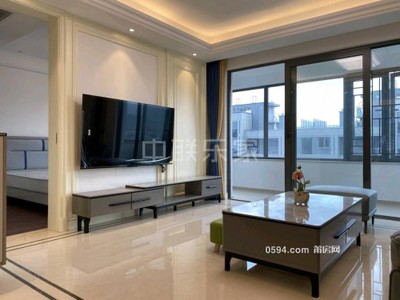 融創(chuàng)蘭溪雅郡 4室2廳2衛(wèi) 租金3800元 143平 -莆田租房