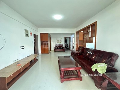 正榮御品世家對(duì)面 西湖小區(qū) 精裝大三房 家電家具齊全 隨時(shí)-莆田租房