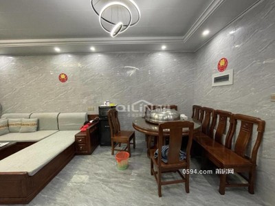 凱天青山城 南北通透 正規(guī)商品房 精裝好房 房齡新 雙衛(wèi)-莆田二手房