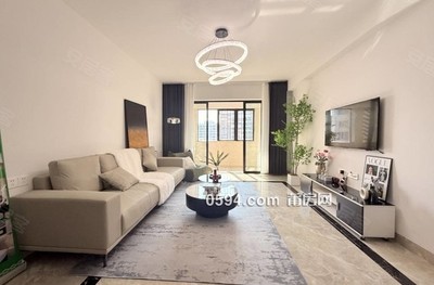 保利香檳國(guó)際 二次裝修9.5成新 149.8萬(wàn)  保利瑧悅旁-莆田二手房