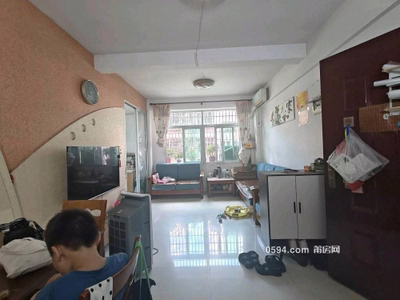 書包房，上學(xué)五分鐘就到達(dá)，實(shí)小，中山中學(xué)，三房一衛(wèi)一-莆田二手房