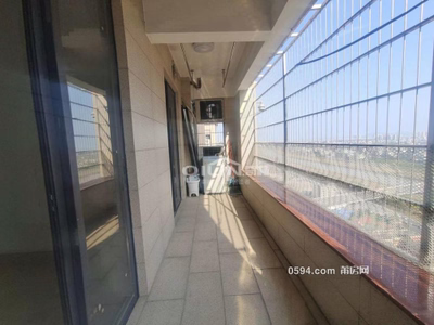 麟峰旁正榮財(cái)富中心 電梯高層 南北通透簡裝剛需4房超底價(jià)-莆田二手房