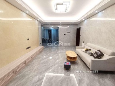 急賣好房！皇庭駿景 高層精裝大三房前后雙陽(yáng)臺(tái)視野無(wú)遮擋-莆田二手房