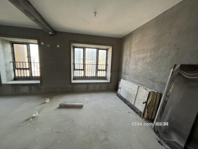 頭排溪景3房毛坯（聯(lián)發(fā)君悅首府）多套房源在賣，隨時(shí)看房-莆田二手房