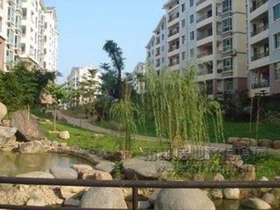 荔園小區(qū)環(huán)境優(yōu)雅交通便利精致裝修家電齊全拎包入住-莆田租房