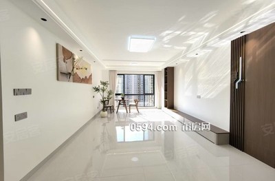 婚房看過來 裝修未入住 出價(jià)就談恒大半島旁泗水雅居高-莆田二手房
