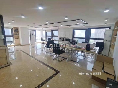 南門寫字樓喜盈門4房2廳1衛(wèi)出租260平，樓層采光好租金可商-莆田租房