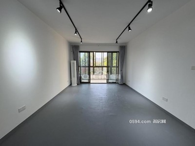 綬溪公園旁 雅頌居 頭排視野無遮擋 改善4房 戶型方正-莆田二手房