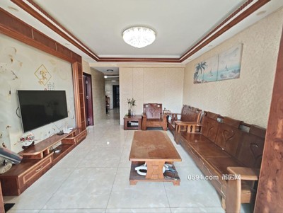 左岸藍灣--急賣城東3房3廳精裝--贈送50平樓臺性價比高僅143萬-莆田二手房