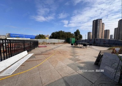 萬科有天有地別墅 帶店面帶大露臺(tái) 總價(jià)399萬-莆田二手房