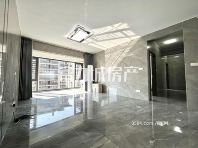 包車位包物業(yè)，梅峰中山門口建發(fā)央譽(yù)中層，精裝四房。-莆田租房