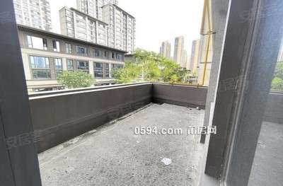 12000多買大唐玉湖印象頭排精裝4房 一梯一戶 贈送露臺-莆田二手房