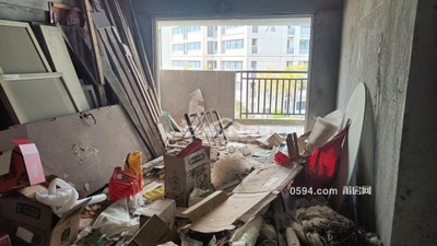 市區(qū)5房滿足大家庭總價才30多萬門檻低送入戶西庚小區(qū)四中-莆田二手房