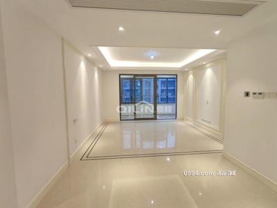 融創(chuàng)蘭溪大觀二期 小洋樓高層邊套精裝4房 萬達(dá)旁好房-莆田二手房