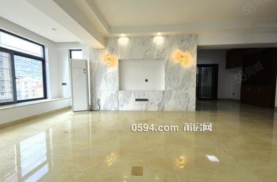 和成天下精裝三房家具齊全電梯房雙衛(wèi) 小區(qū)新 南北通透-莆田二手房