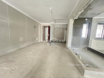 近醫(yī)院 有電梯 次新小區(qū) 出行方便 商業(yè)配套齊全 雙衛(wèi)生間-莆田二手房