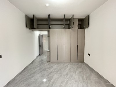 整租萬達(dá)商圈新房出租 廳較大適合居住或辦公有車位可談-莆田租房