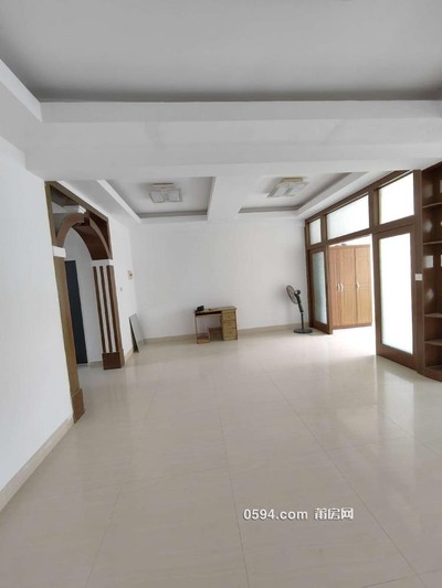 福興小區(qū)對(duì)面 4房2廳精裝修帶車位 逸夫 文獻(xiàn) 僅售103萬(wàn)-莆田二手房