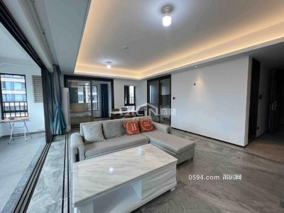 梅峰中山 玉湖公園旁 建發(fā)玉湖壹號(hào) 南北4房 精裝修拎包入住-莆田二手房