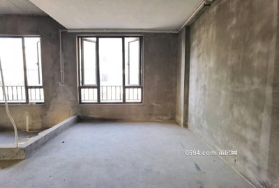 急出手 觀壺公山 大平層 萬科城一期 大五房 送兩個(gè)車位 -莆田二手房