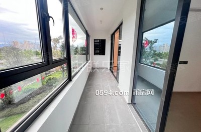 大唐玉湖印象頭排送露臺|精裝修四房三面采光|總價(jià)低拎包-莆田二手房