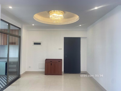 價(jià)格可商量御品世家租金1400元 西門小區(qū) 68平 2室2廳1衛(wèi)-莆田租房