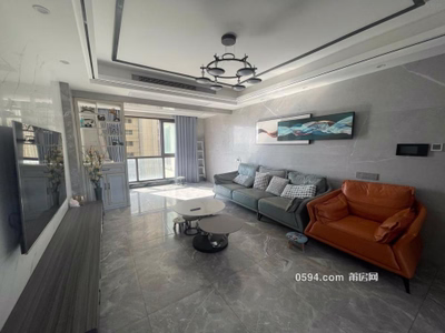 正榮府小洋樓--零公攤送30平豪裝4房2廳--拎包入住證滿二-莆田二手房