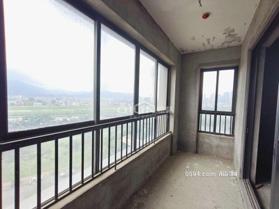 急正榮財(cái)富中心潤城頭排大平層獨(dú)門獨(dú)戶望湖御湖旁看壺公-莆田二手房