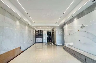 急賣！高層南北東四房二次裝修未入??！二中九華廣場保利-莆田二手房