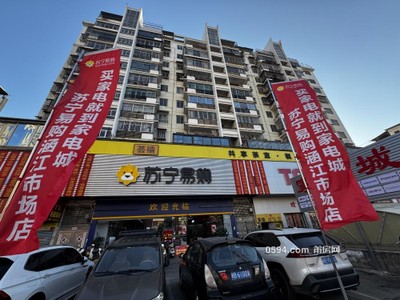 涵江四十米路市場(chǎng)對(duì)面蘇寧電器樓上，電梯精裝房出租。家-莆田租房