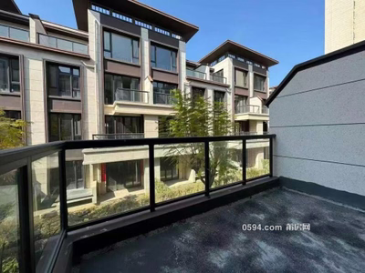 288萬住涵江高檔聯(lián)排別墅   送兩個(gè)車位-莆田二手房