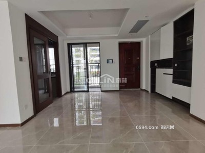 萬達(dá)附近精裝修房東急賣中南瓏禧臺-莆田二手房