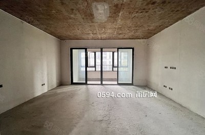 每平方低于同小區(qū)同樓層1000萬達對面中南瓏禧臺邊套南北-莆田二手房