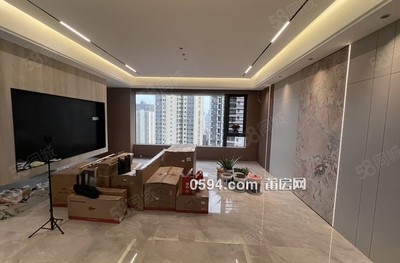 萬(wàn)達(dá)對(duì)面觀瀾云著豪華裝修大平城都沒(méi)有住過(guò)三面采光送裝-莆田二手房