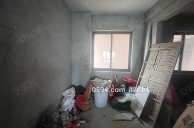 萬達廣場旁邊霞林中  旁幸福家園頭排視野3房2衛(wèi)大陽臺遮擋-莆田二手房