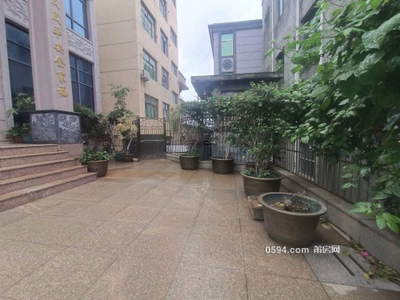 有天有地有院子獨(dú)棟可辦公 精裝配套齊全-莆田租房