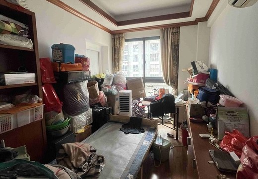 福建省莆田市城廂區(qū)棕櫚路176號陽光棕櫚城7號樓2梯2603、2603A室