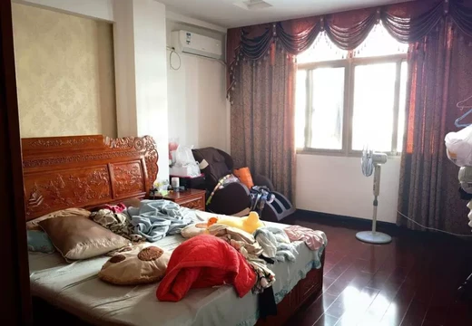 莆田市城廂區(qū)龍橋街道福興路718弄1號樓3梯位501室的房地產(chǎn)