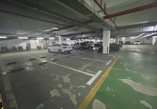 莆田市荔城區(qū)黃石鎮(zhèn)重興南街1399號地王地下一層A區(qū)365號