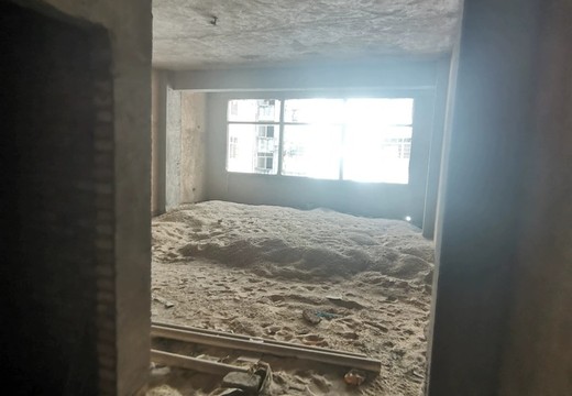 仙游縣鯉南鎮(zhèn)仙安村城南東路76弄4號401的房產(chǎn)及相應(yīng)的土地使用權(quán)