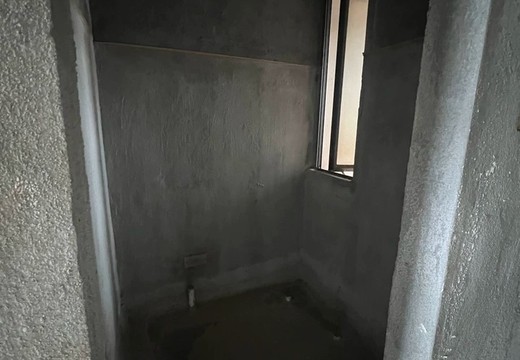 福建省莆田市涵江區(qū)江口鎮(zhèn)荔涵東大道9988號德信御龍灣A區(qū)27號樓1梯位1203號的不動產(chǎn)