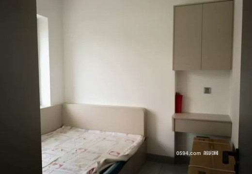 莆田市城廂區(qū)祥和路86號祥和水岸9號樓704室的房地產(chǎn)