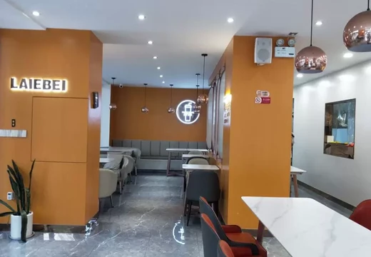 坐落仙游縣楓亭鎮(zhèn)霞街社區(qū)（濱江步行街）的房產(chǎn)及相應(yīng)的土地使用權(quán)