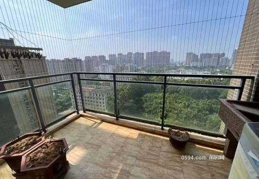 福建省莆田市秀嶼區(qū)愛民路1268號學府苑5號樓第1梯位1702室