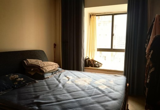 仙游縣鯉南鎮(zhèn)玉田村東一環(huán)路2288號(hào)15號(hào)樓2梯位1601室房地產(chǎn)