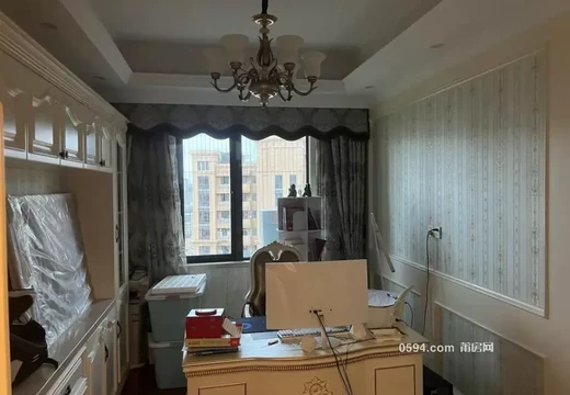 莆田市荔城區(qū)拱辰街道東圳東路1399號皇庭駿景8號樓1梯位2502室住宅及3號樓地下530號車位房地產(chǎn)